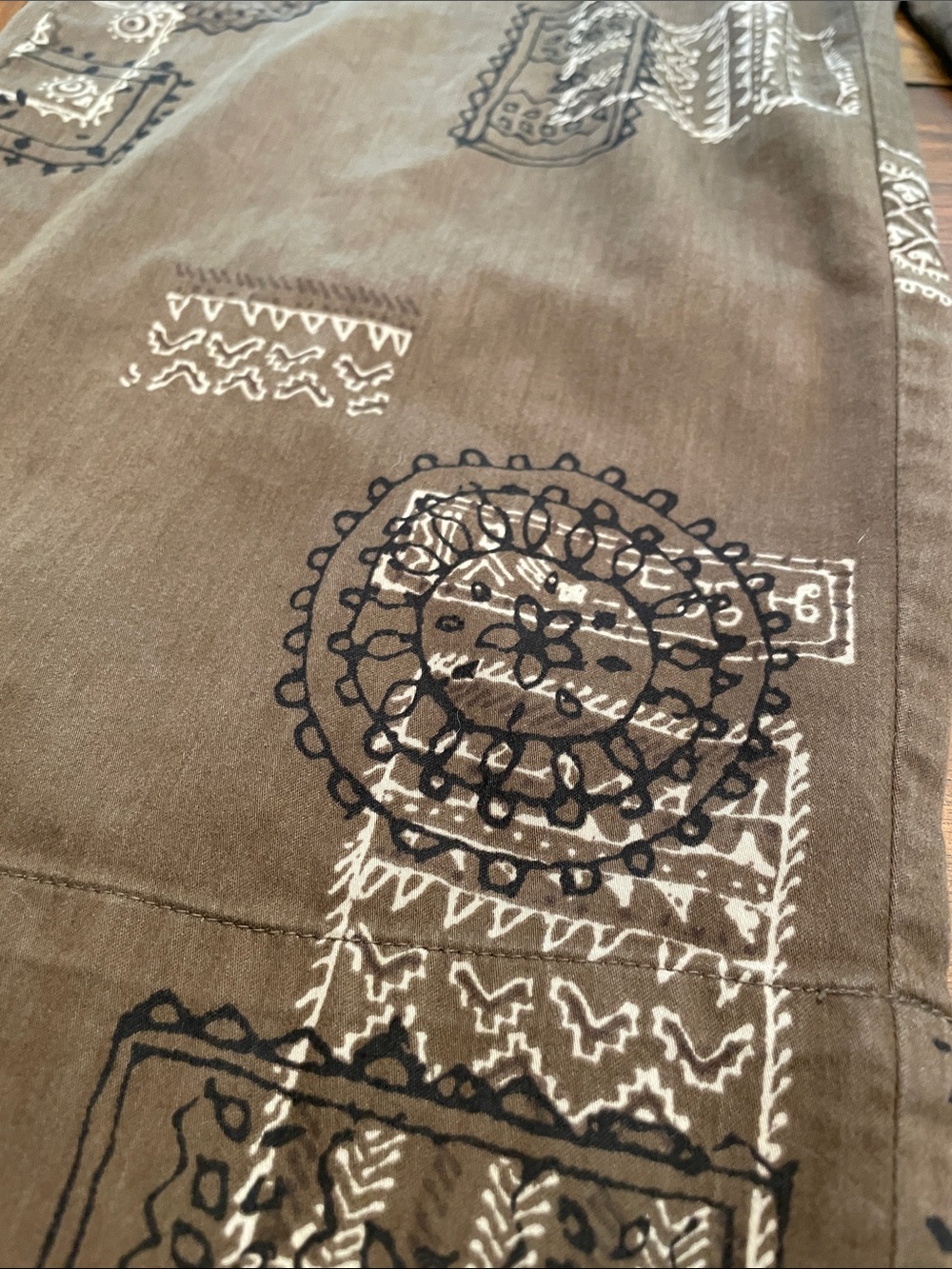 Chico's Design Brown Patterned Cropped Pants C37 - Picture 2 of 13